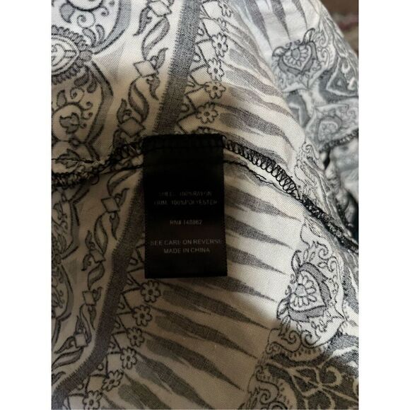 Torrid Plus Size 1X Black/White/Gray Abstract Full Skirt Short Sleeve Dress - Picture 12 of 13